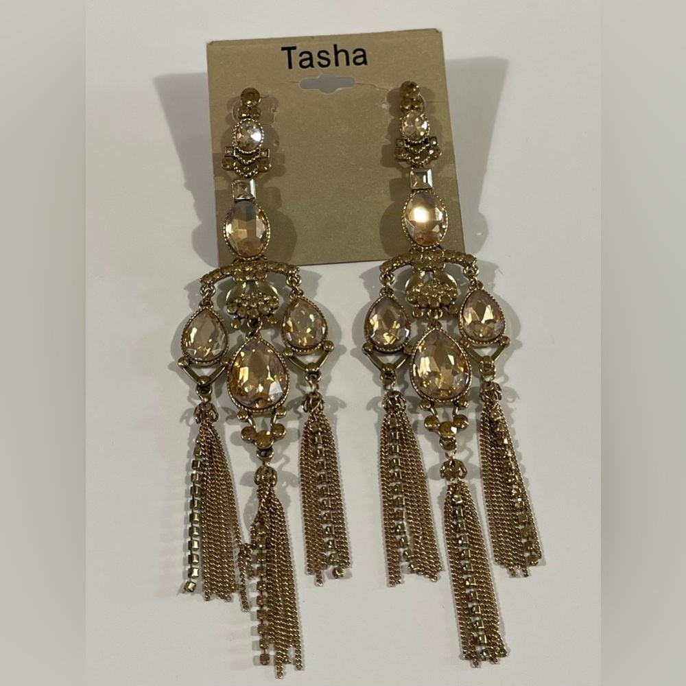 NWT Stunning Tasha Gold Chandelier Earrings with Filigree Design